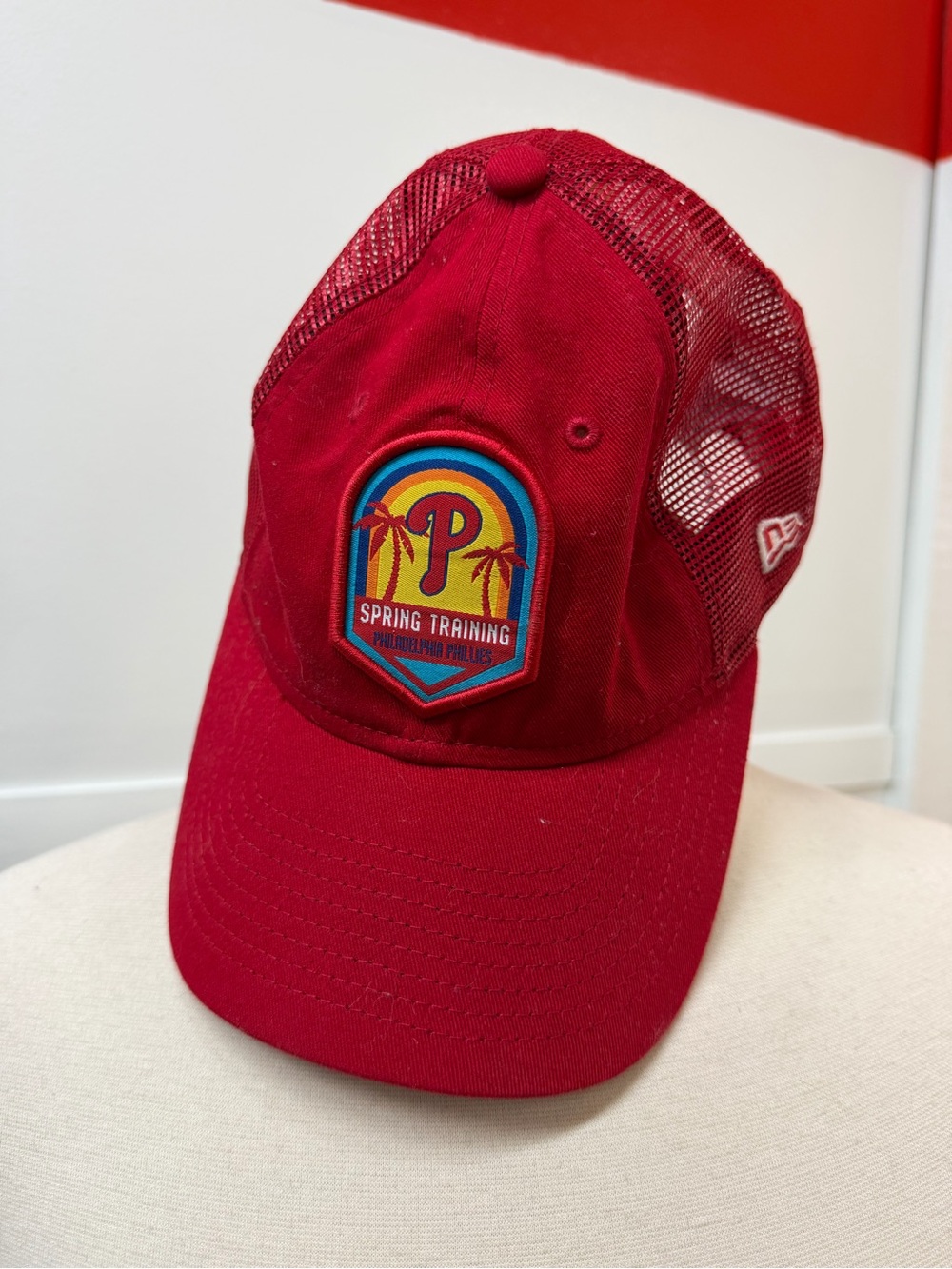 New Era 9TWENTY Women's Philadelphia Phillies Spring Training Sunset Trucker Hat